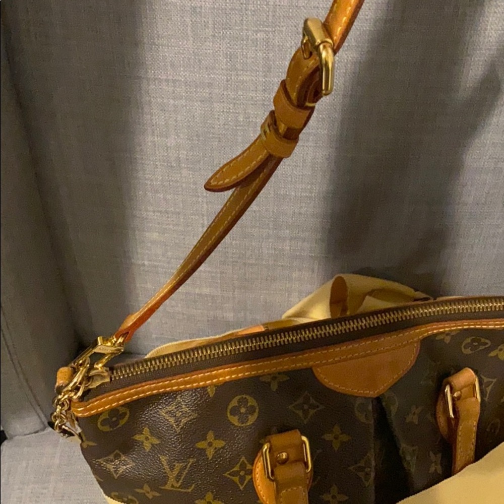 **NEW** Photos 💯 authentic Louis Vuitton Palermo - Picture 9 of 16